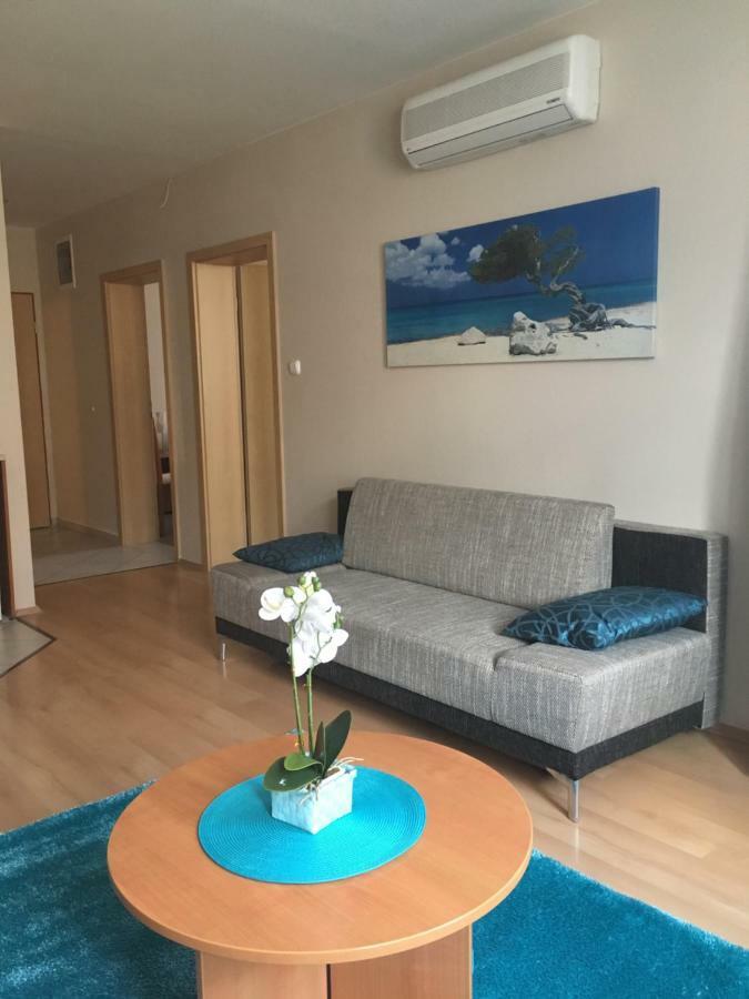 Orchidea Apartman เฮจจ์คู ภายนอก รูปภาพ