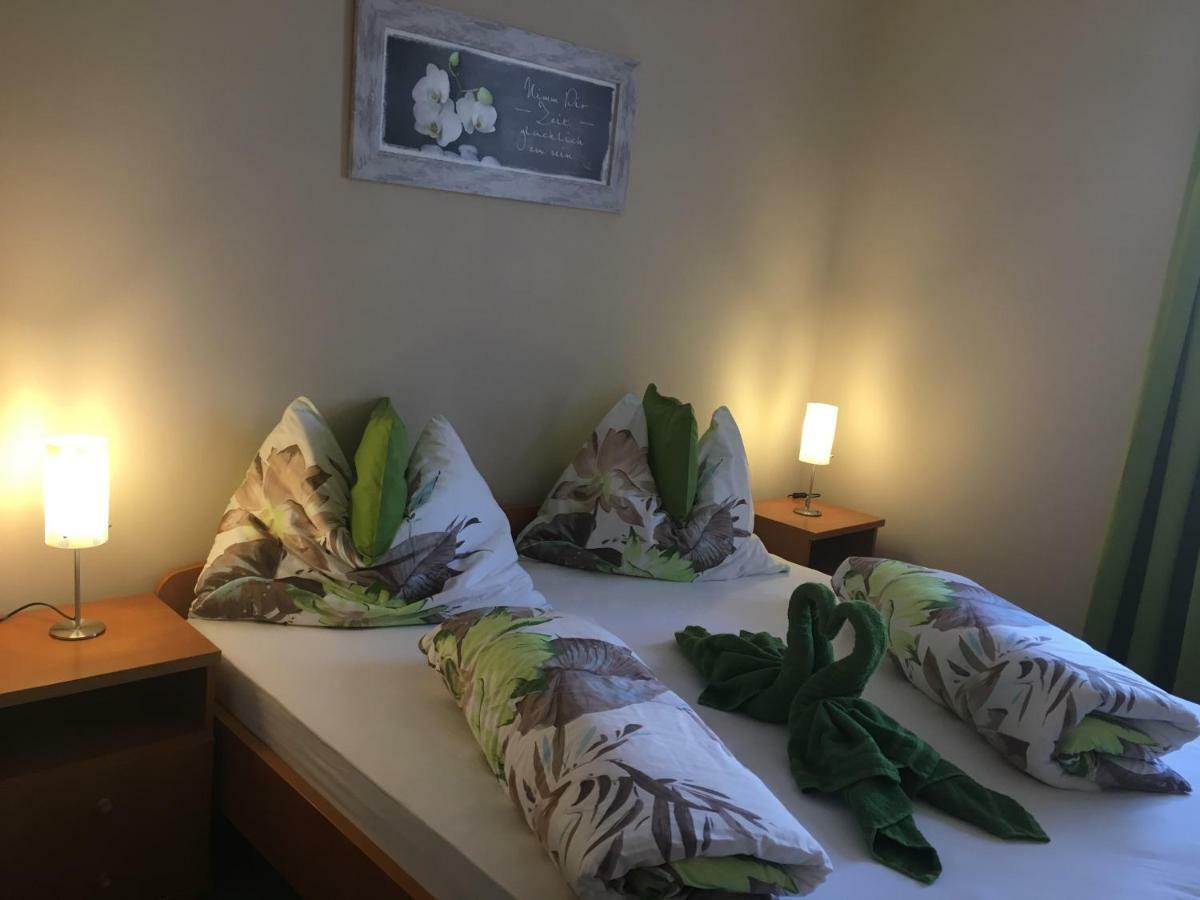 Orchidea Apartman เฮจจ์คู ภายนอก รูปภาพ